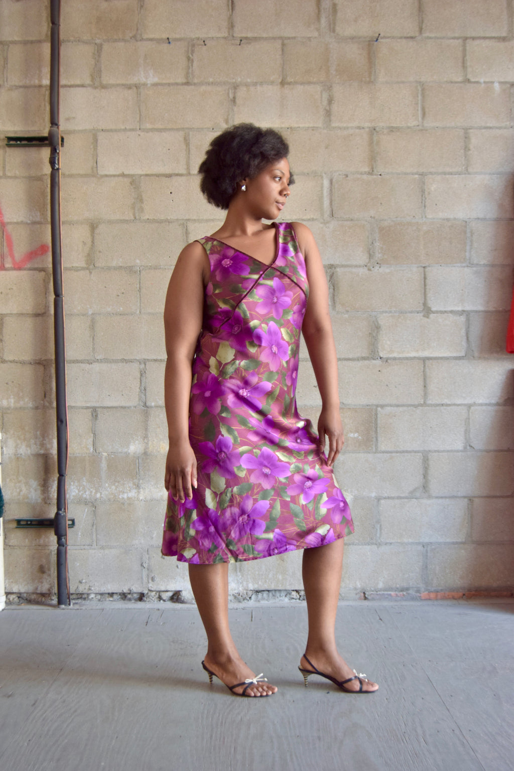 CASUAL CORNER PURPLE FLORAL PRINT SLEEVELESS V NECK MAXI DRESS