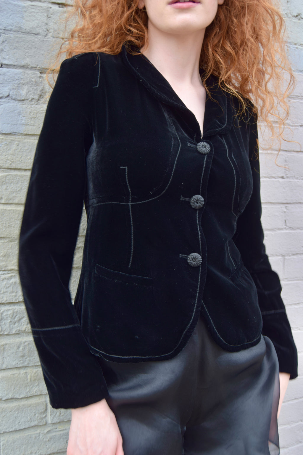 MAX STUDIO BLACK PLUSH STRUCTURED BLAZER