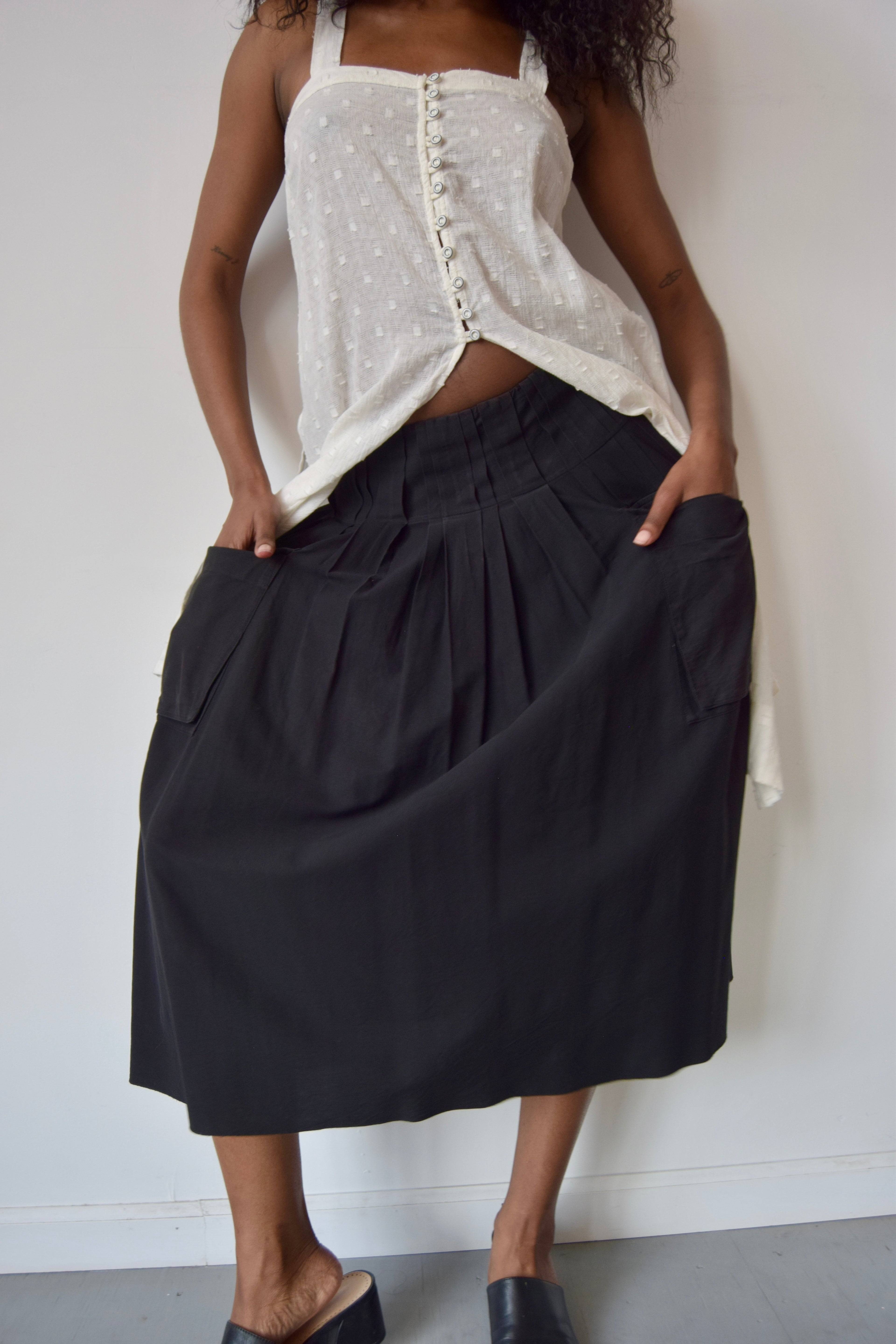PRADA BLACK WAIST PLEATED MIDI SKIRT WITH FRONT POCKETS