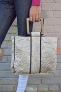 SILVER SQUARE HANDLE HANDBAG