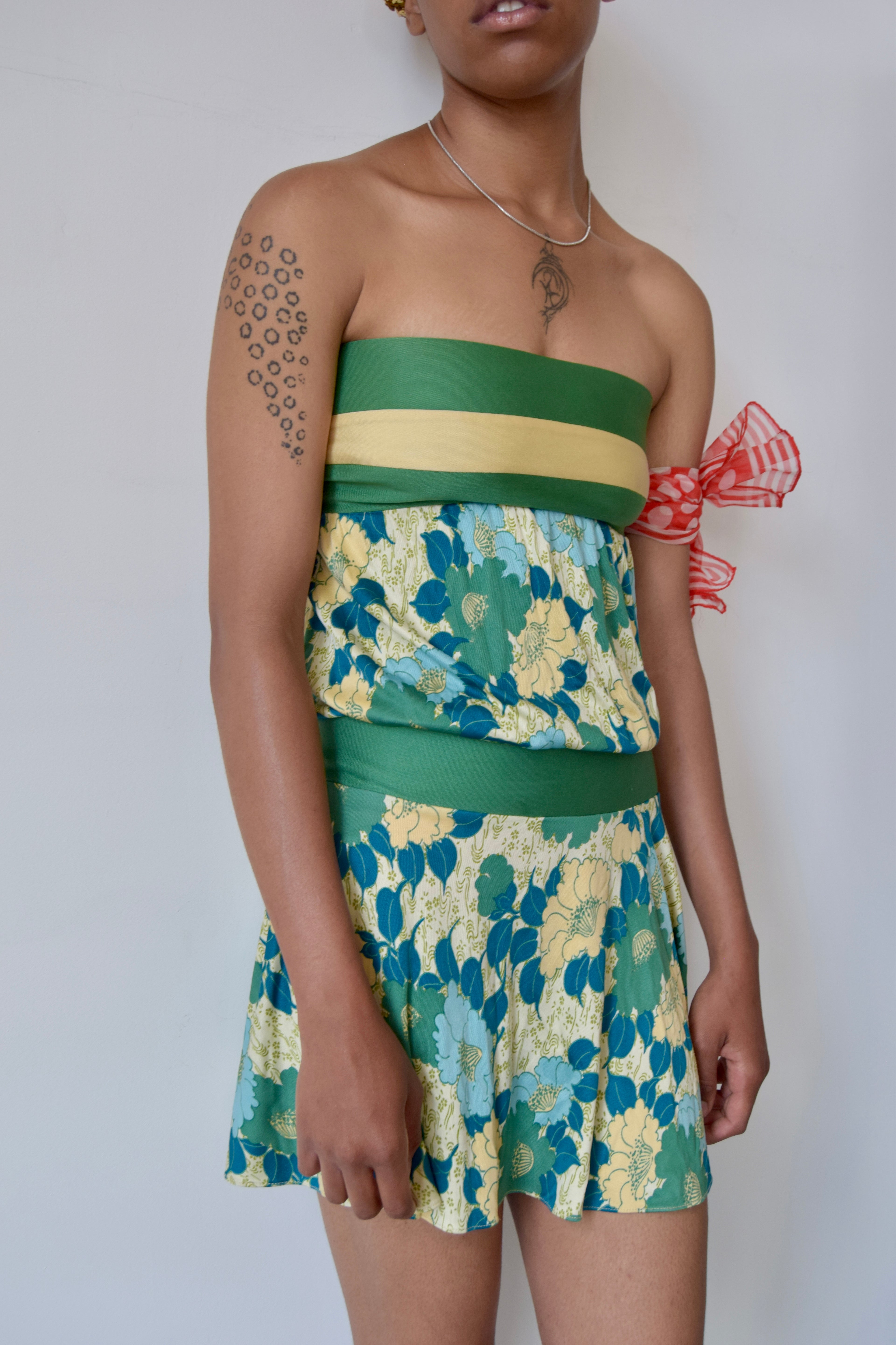 SUSAN MONACO 100% SILK GREEN YELLOW & BLUE DROP WAIST FLORAL SLEEVELESS MINI DRESS