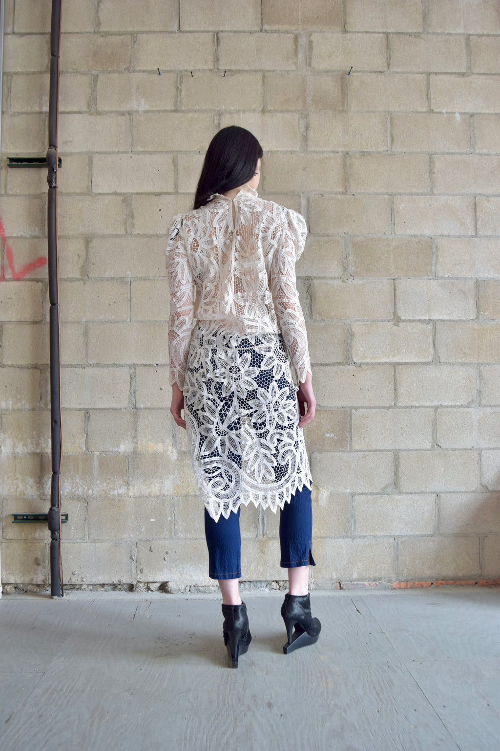 BECKY BISOULIS WHITE LONG SLEEVE INTRICATE FULL LACE LONG SLEEVE PUFF SHOULDER MAXI DRESS