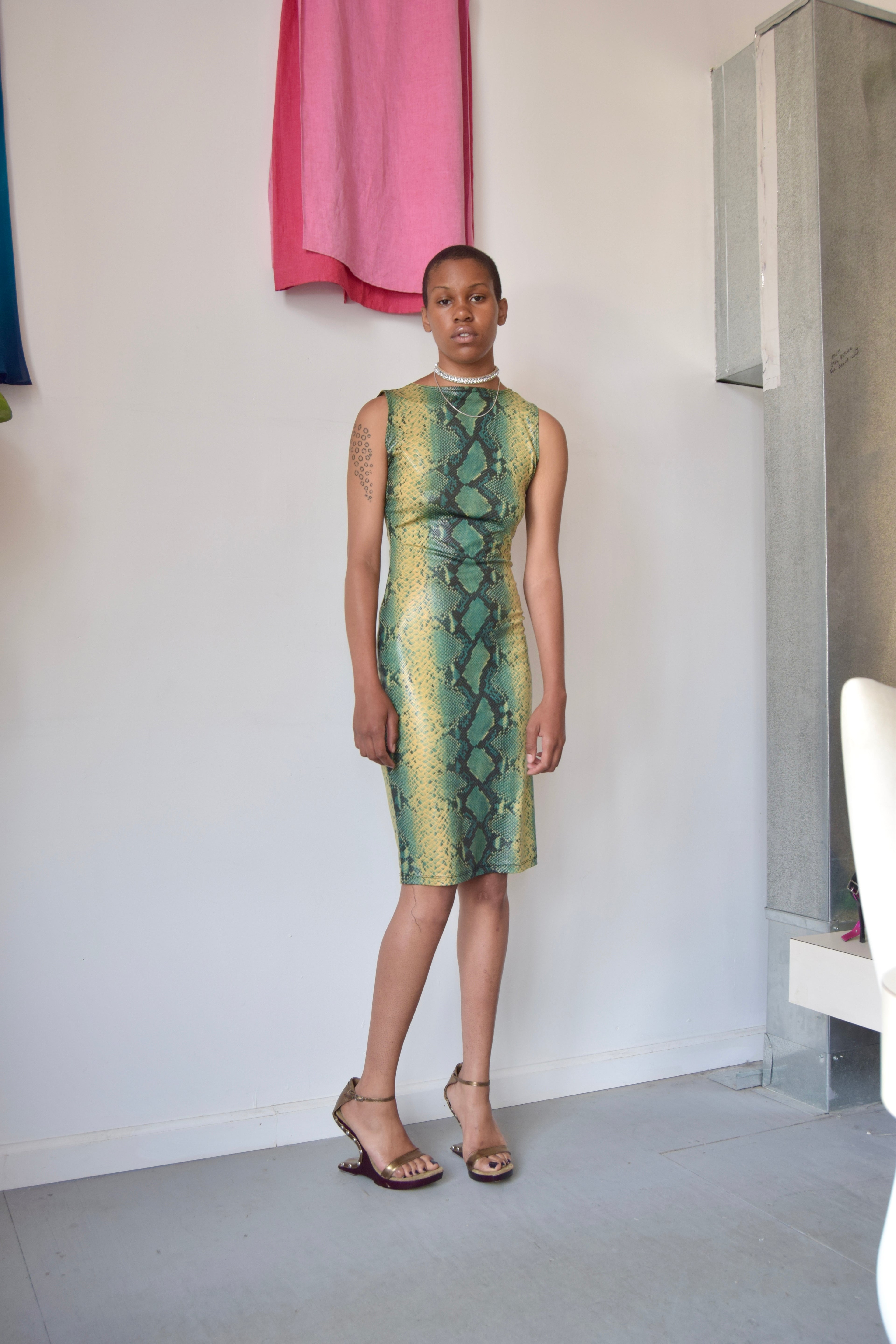 GOOD TIME USA GREEN SNAKESKIN PRINT DRESS