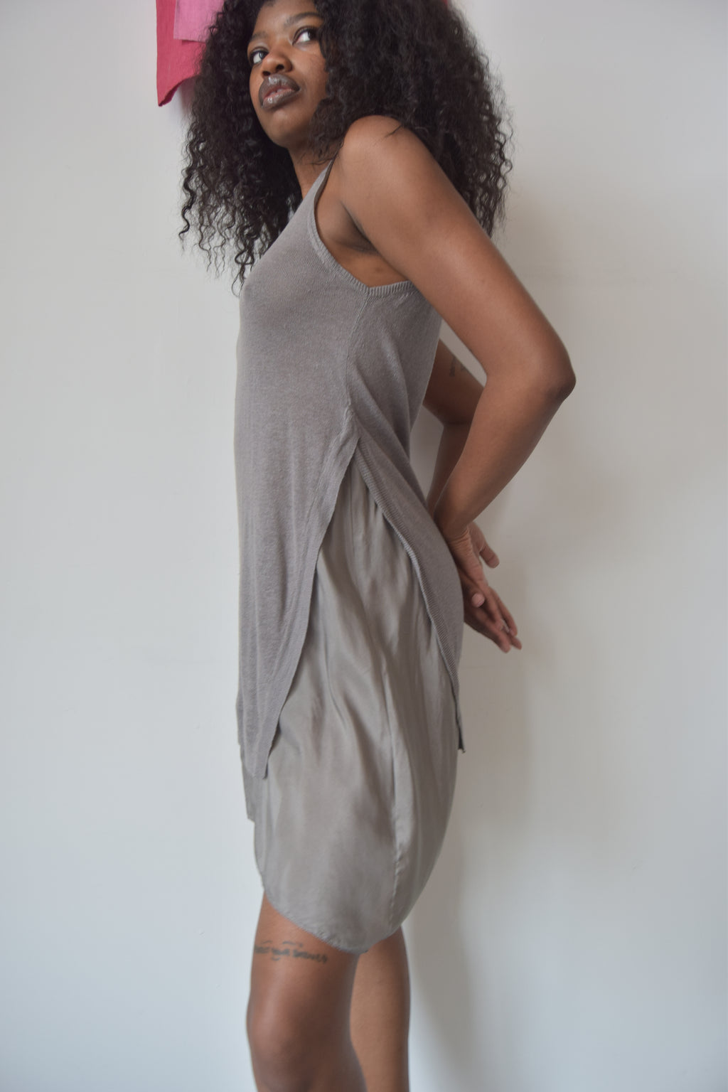 EILEEN FISHER GREY KNIT V CUT TANK WITH SILK LINING