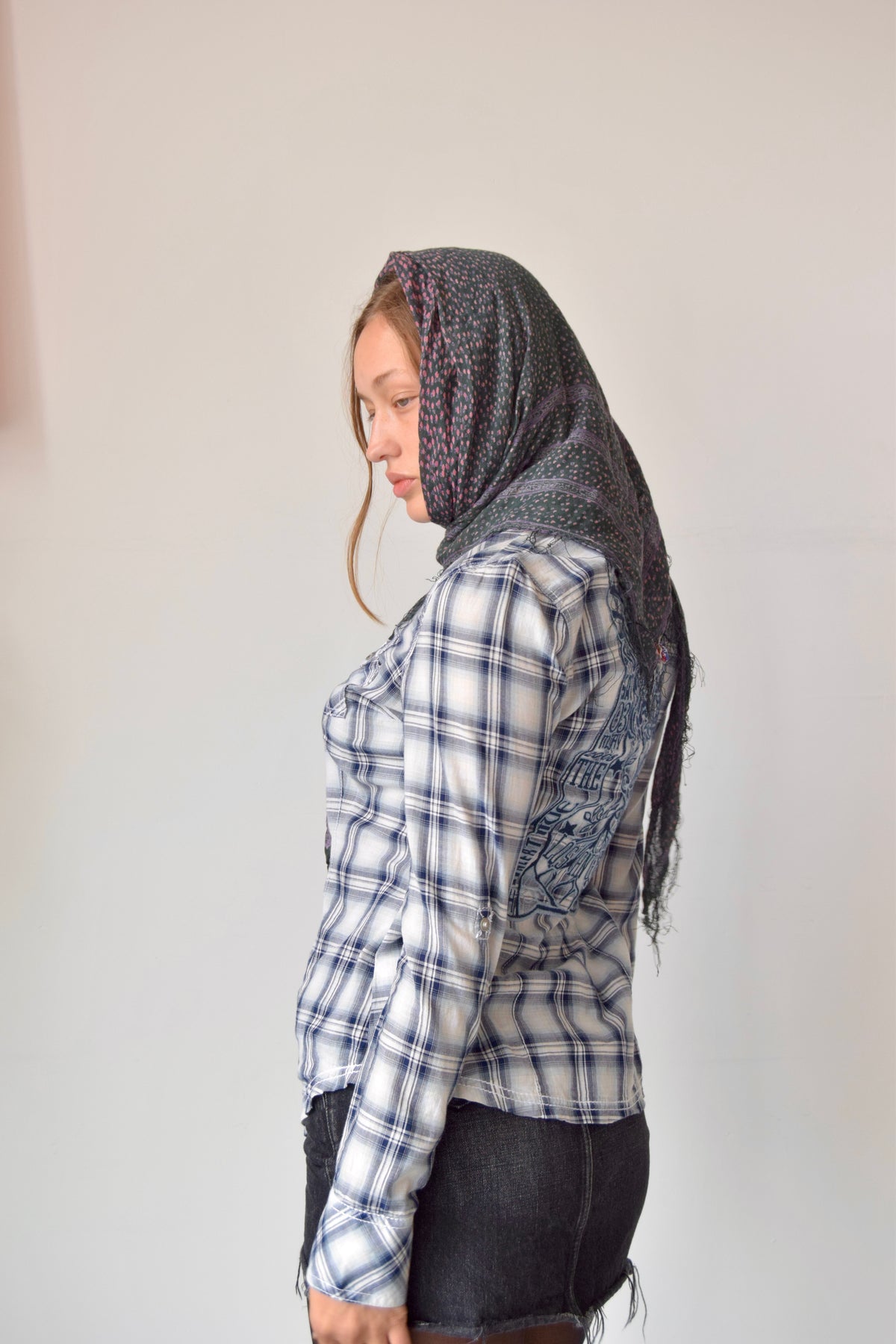 GUESS JEANS CLASSIC BLUE AND WHITE EMBROIDERED FLANNEL
