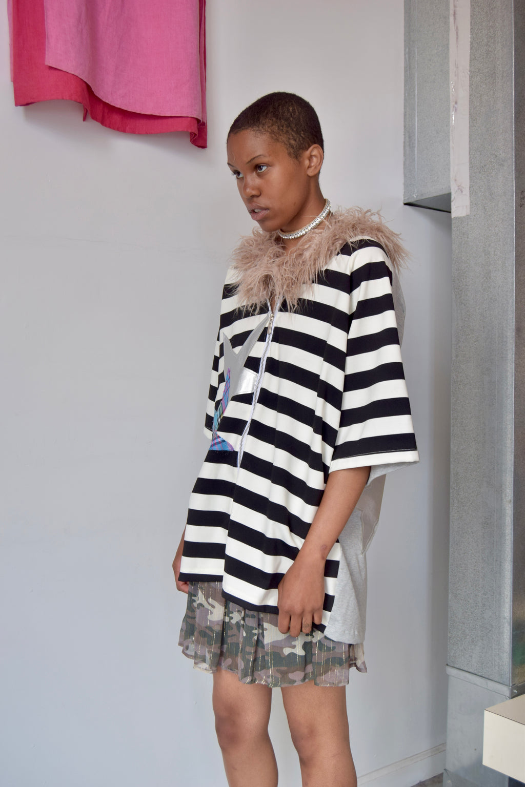 BLACK AND WHITE STRIPED DOUBLE ZIP QUARTER SLEEVE JACKET WITH FUR TRIM