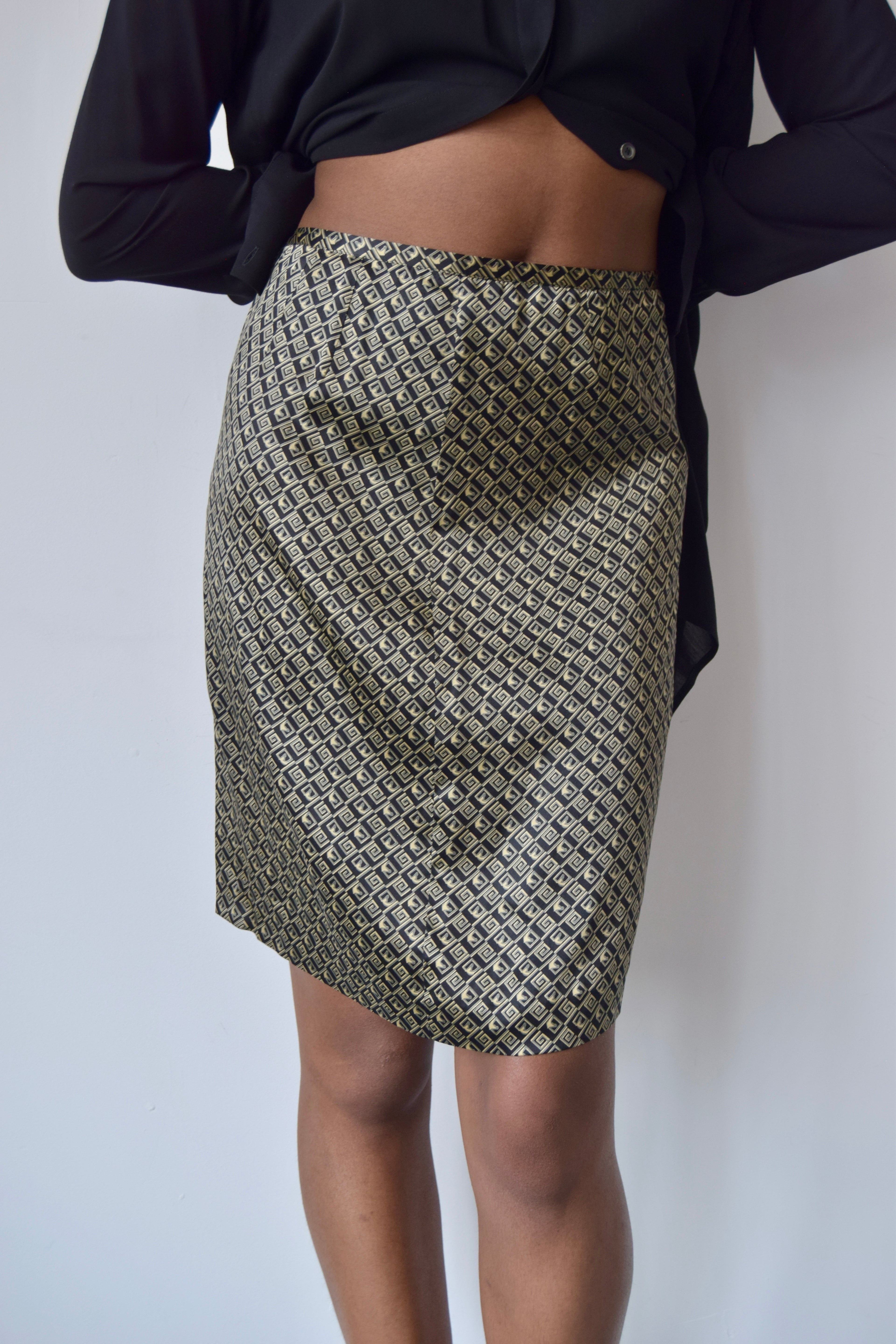 MODA INTERNATIONAL SILK BLACK AND TAN PATTERNED MIDI SKIRT