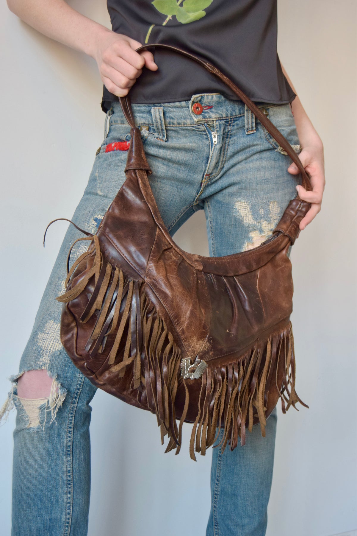 VINTAGE BROWN LEATHER TASSEL TRIM TOTE WITH SILVER EAGLE DETAIL