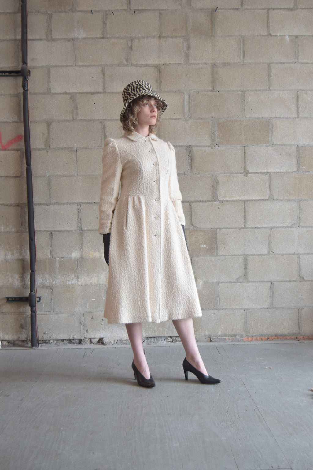CREAMY PRINCESS COAT