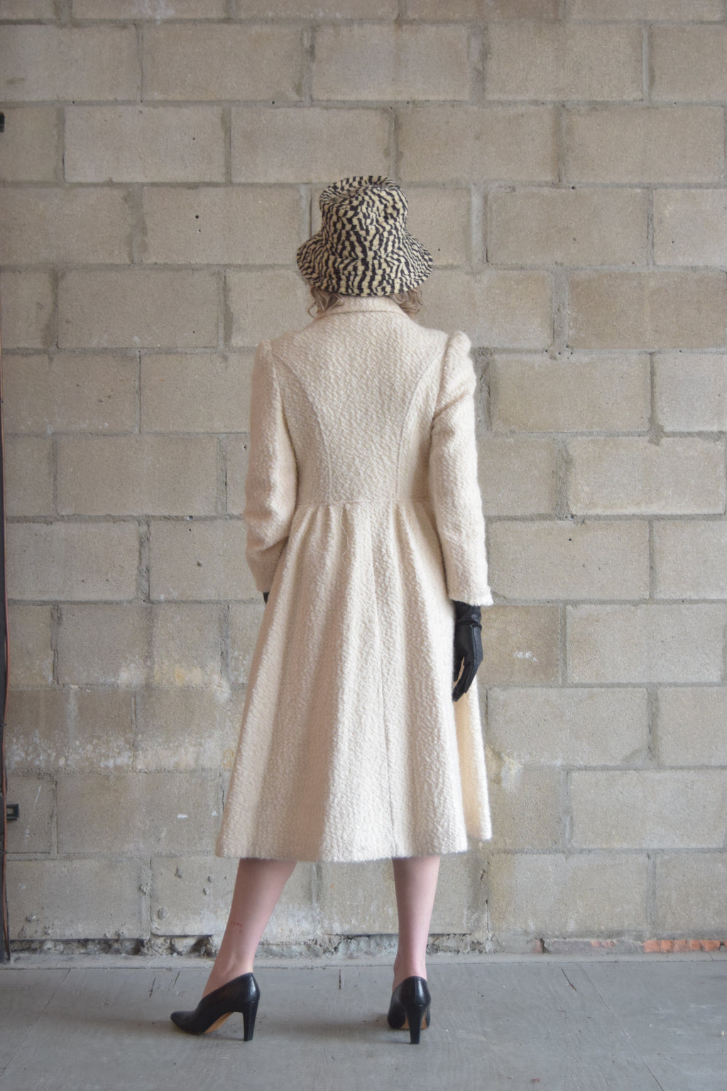CREAMY PRINCESS COAT