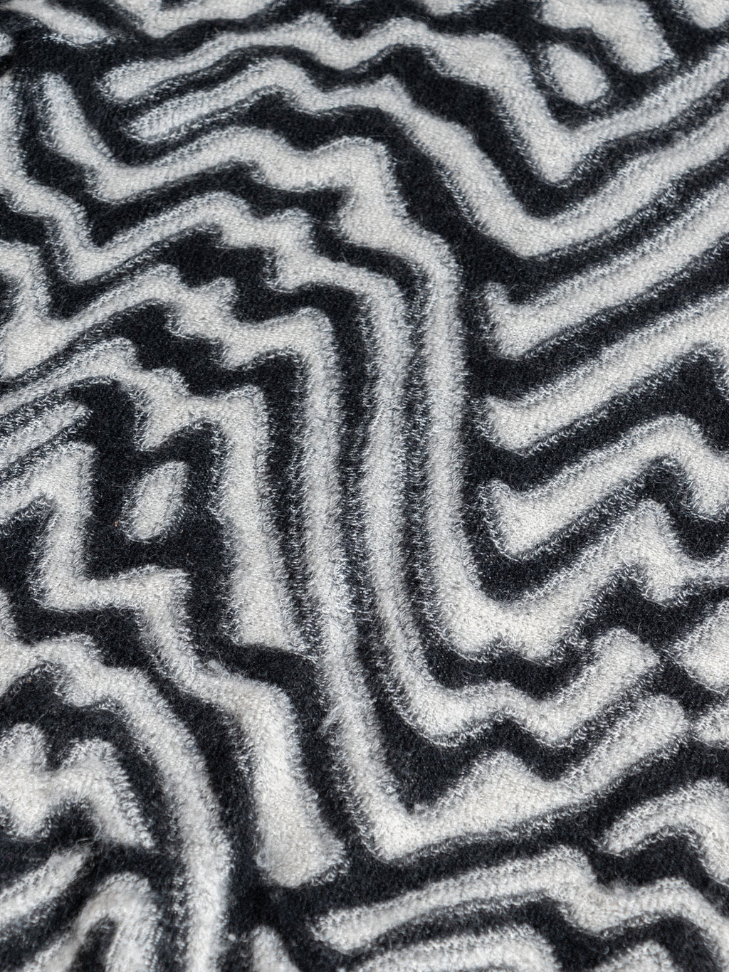 MISSONI VINTAGE BLACK AND WHITE PATTERNED CARDIGAN