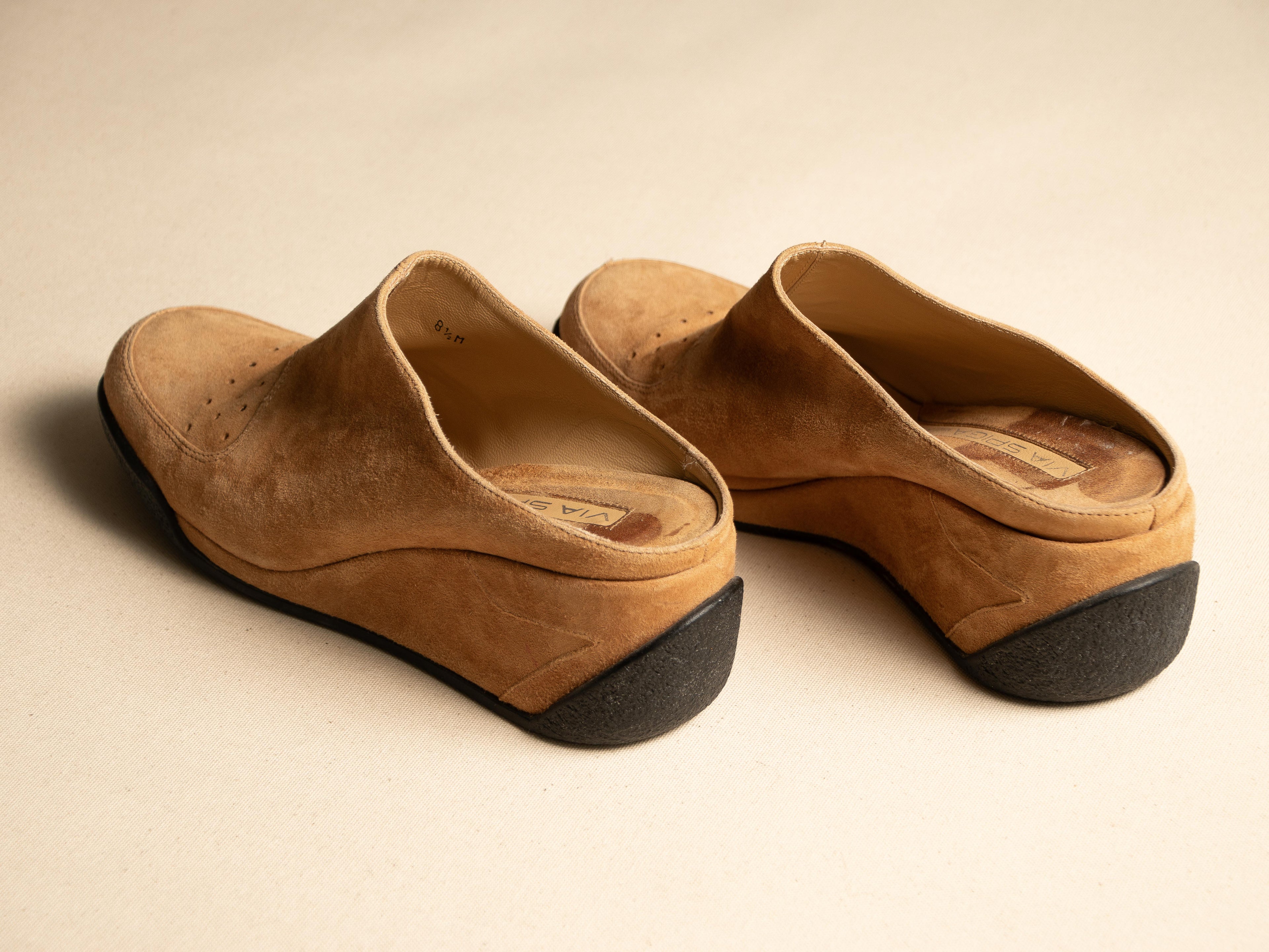 VIA SPIGA SUEDE PLATFORM MULES