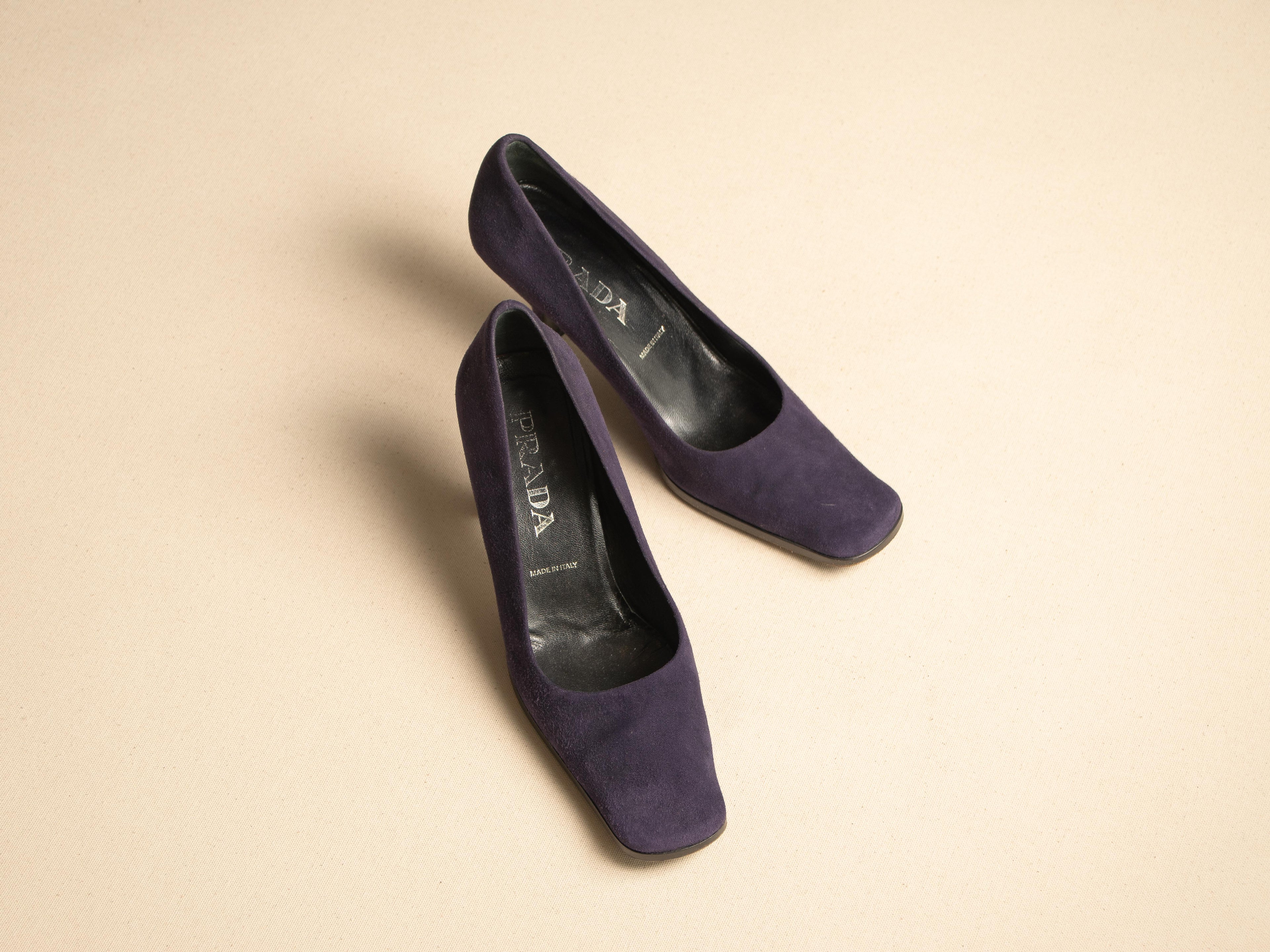PRADA PURPLE SUEDE PUMPS