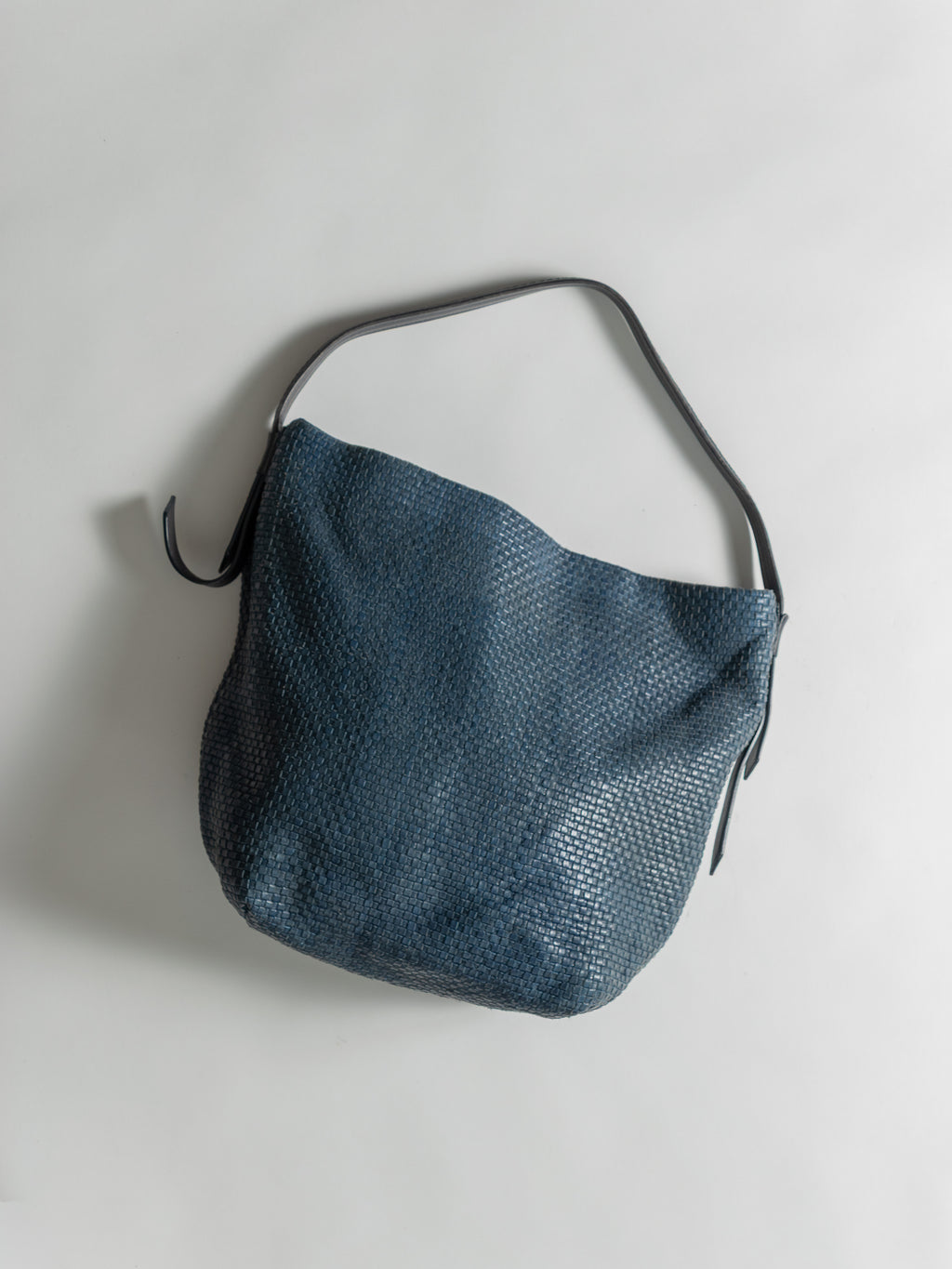 COLE HAAN TWO TONED BLUE WOVEN TOTE