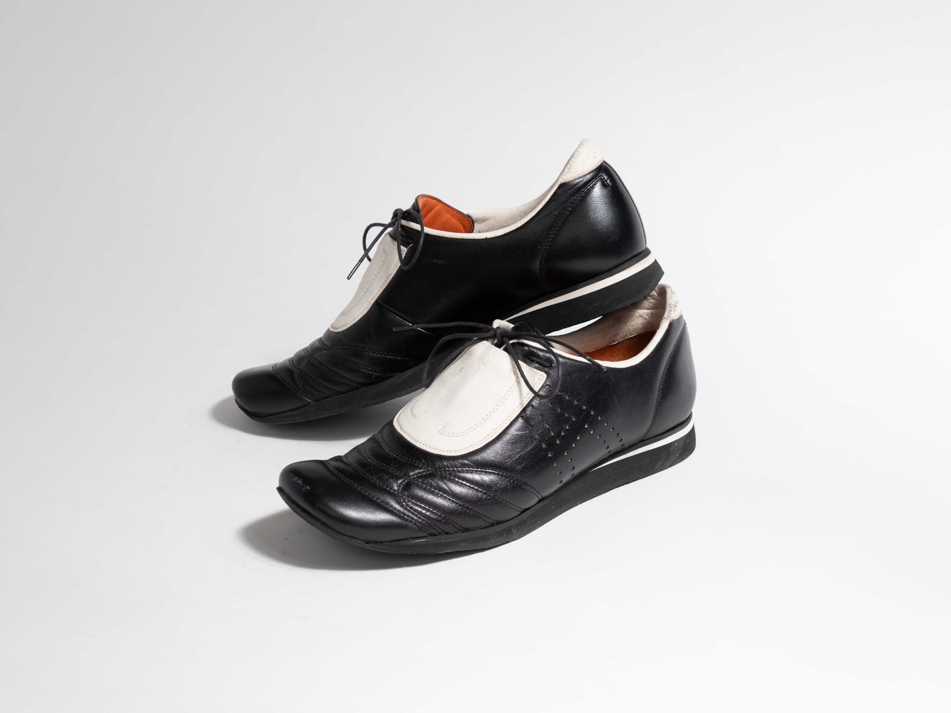 AUDLEY BLACK AND WHITE COLOR BLOCK LOAFERS