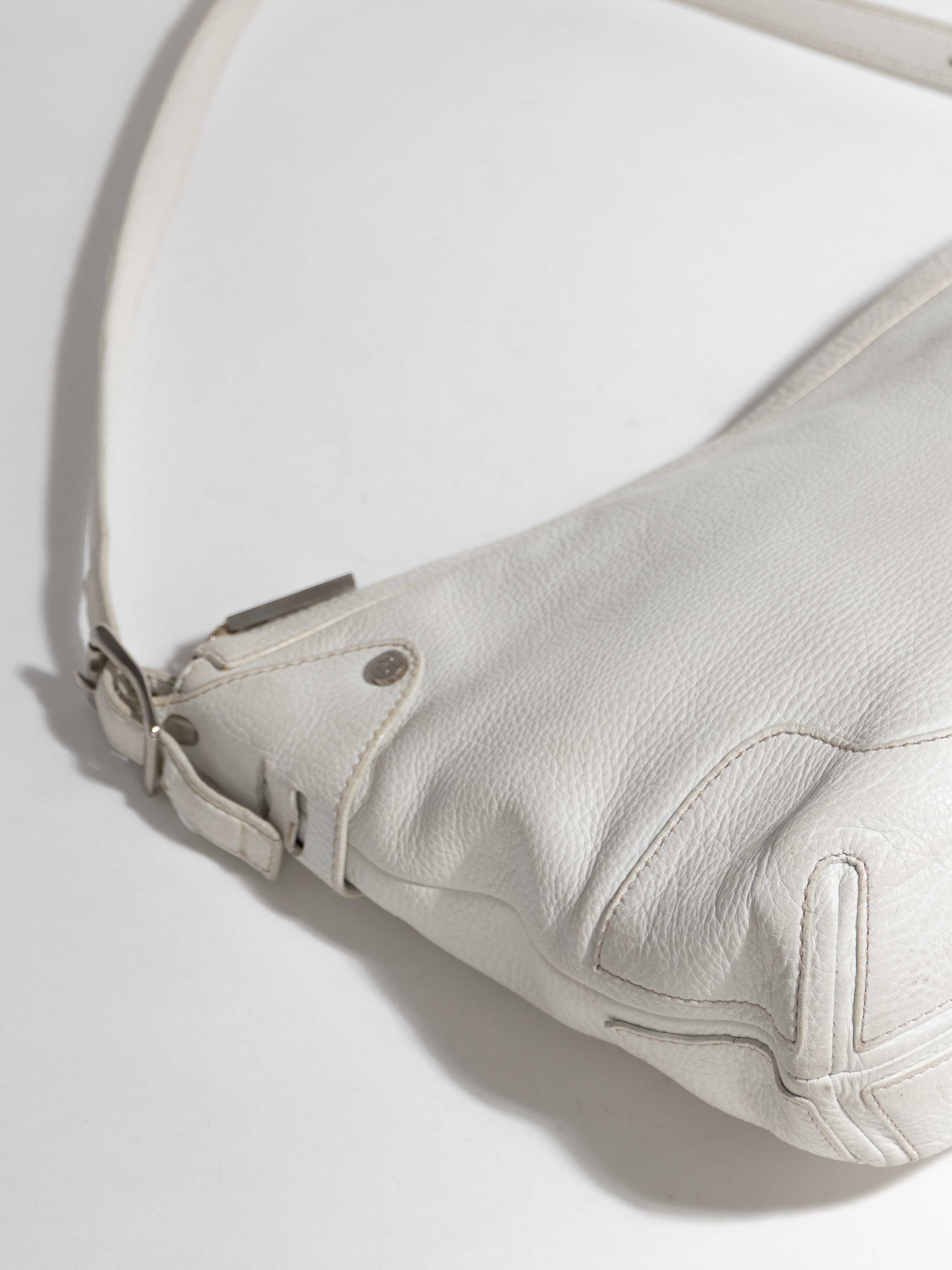 CLASSIC 2000S DONALD J PLINAR WHITE LEATHER SHOULDER BAG