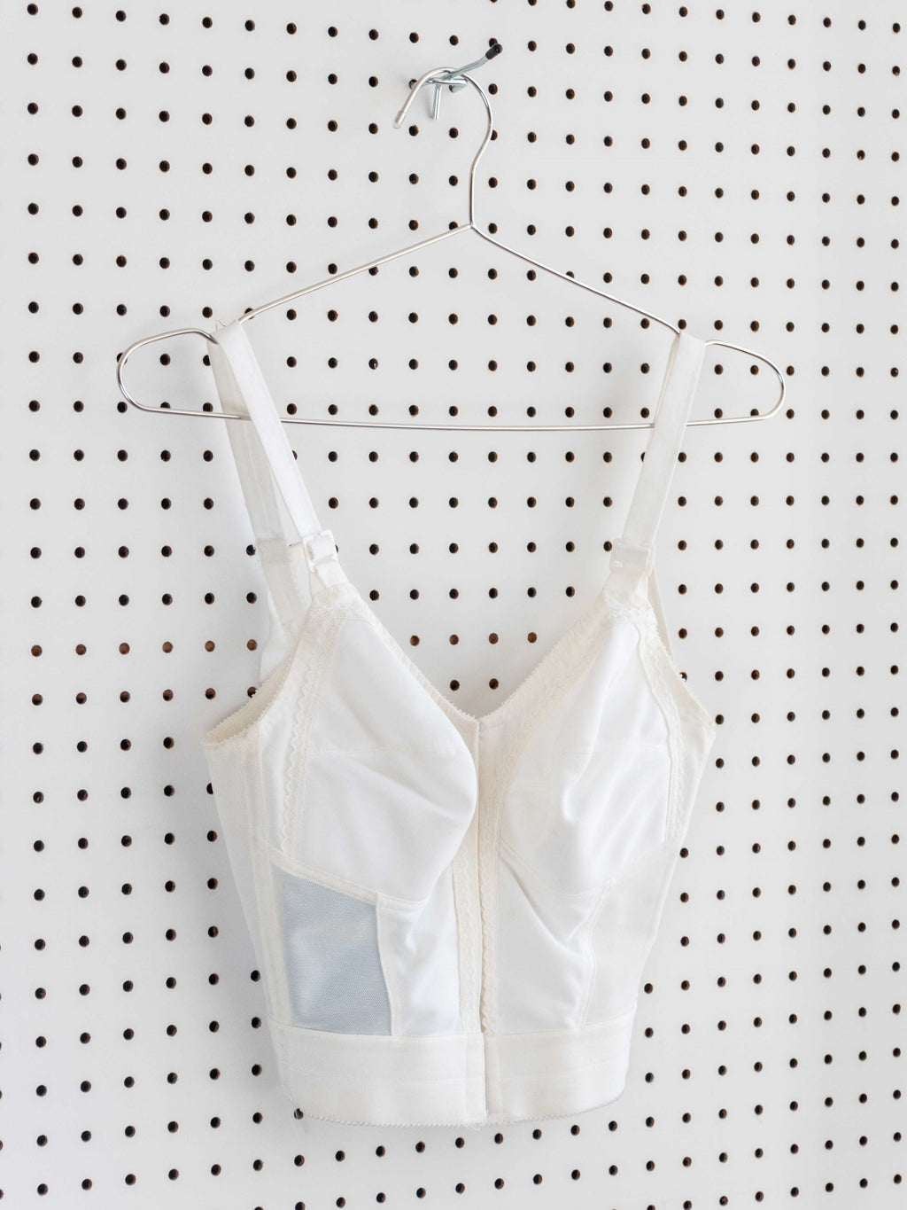 90S WHITE STRUCTURED V CUT CORSET BRA