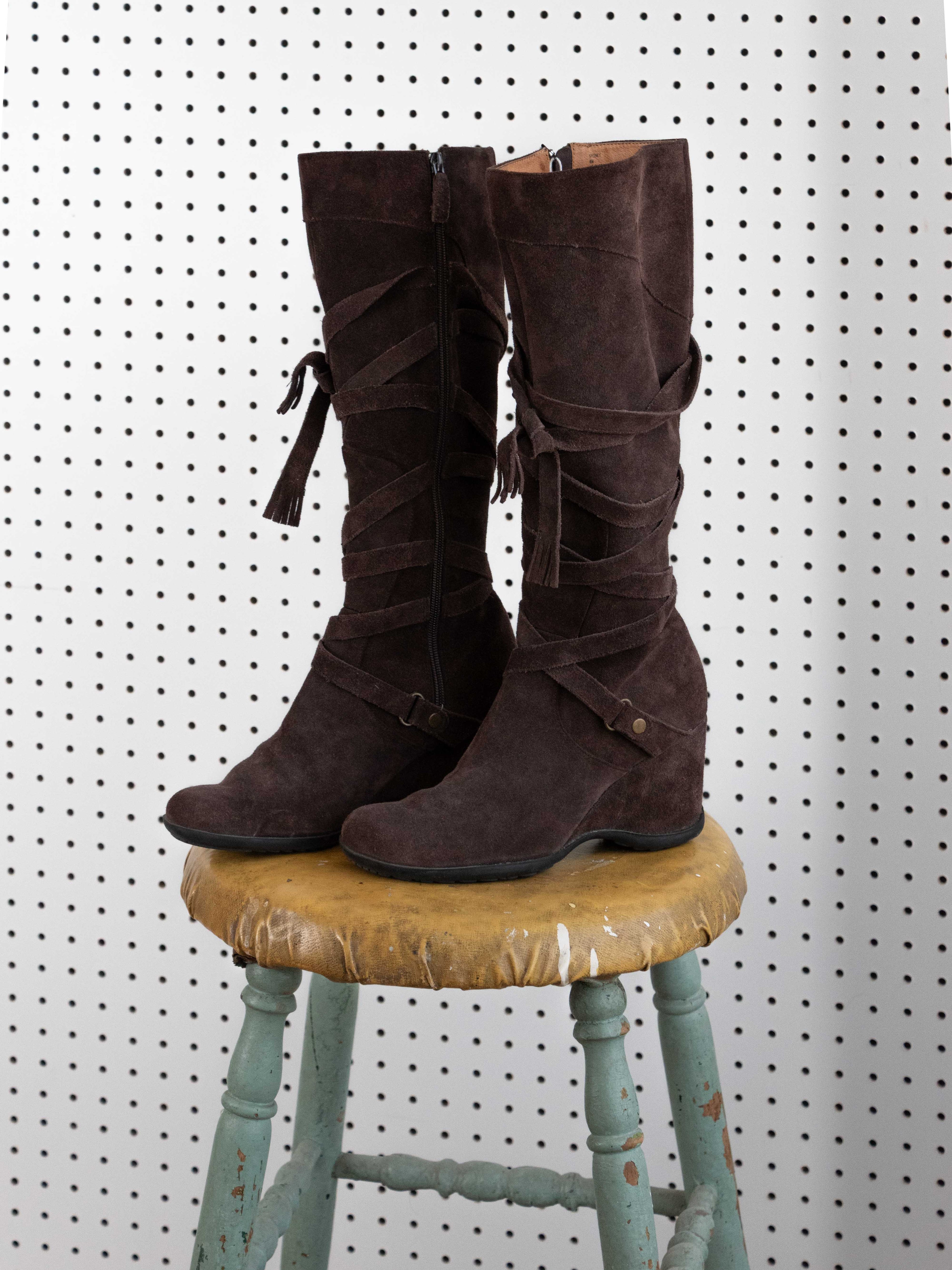 ME TOO BROWN SUEDE WEDGE BOOT