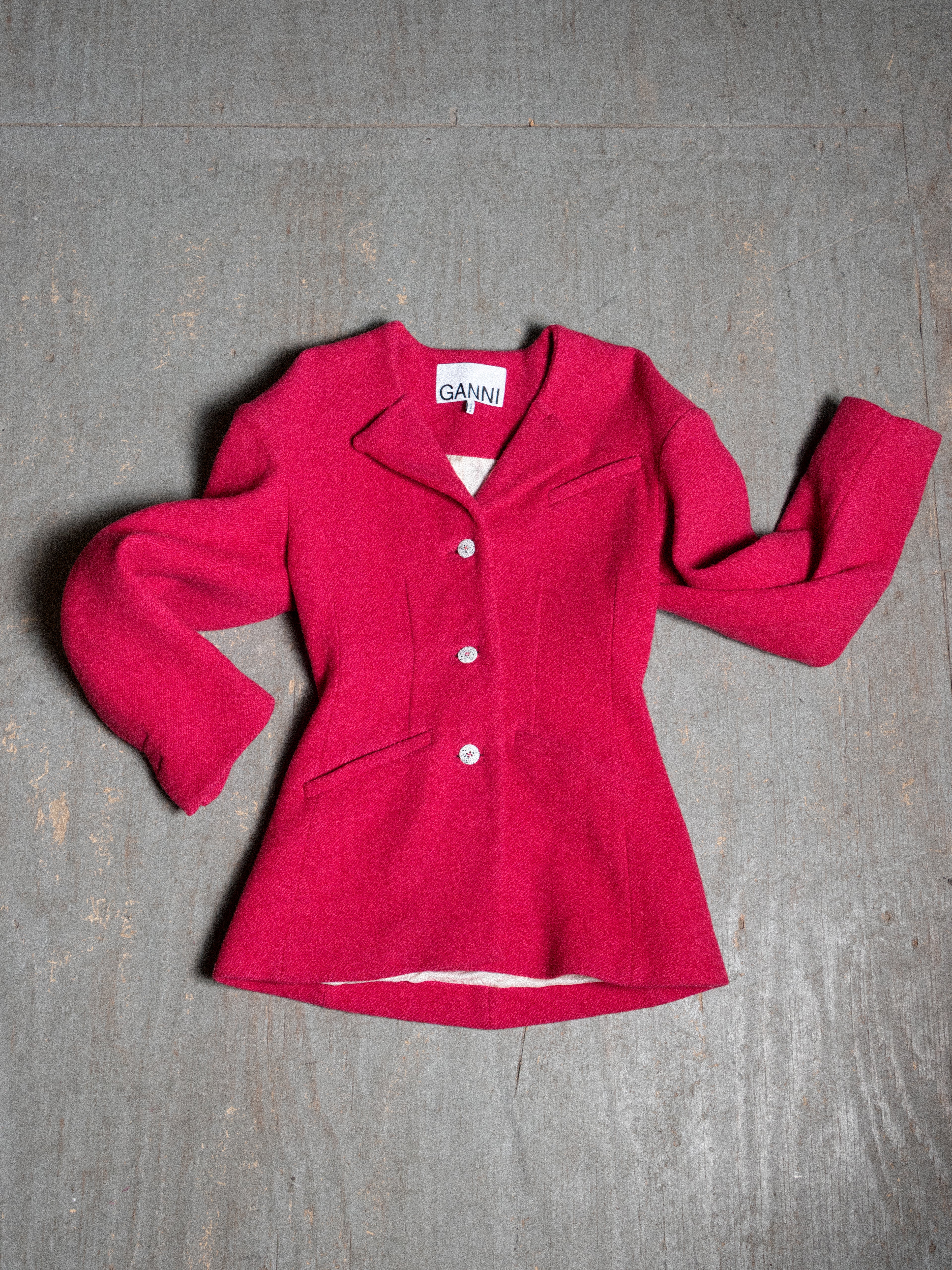 GANNI STRUCTURED AND SEXI BLAZER